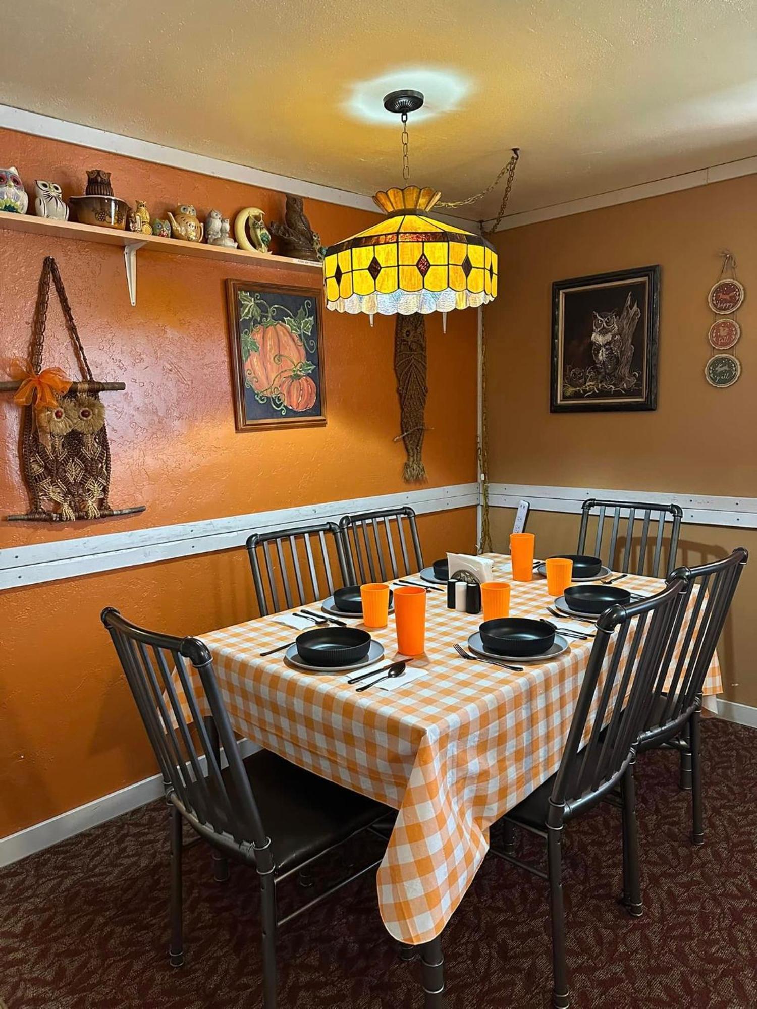 Ez 1 Mile To Fort Sill! Pumpkin Cottage Sleeps 9, Grills, Firepit, Laundry 劳顿 外观 照片